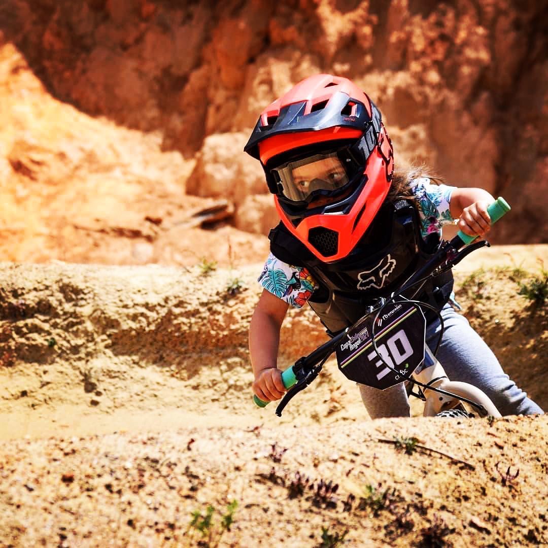 CASCO FOX MTB PARA NIÑO