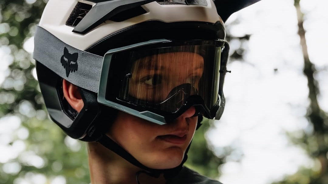 casco fox para niño